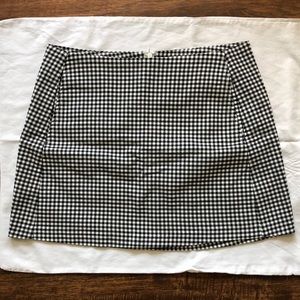 Checkered mini skirt